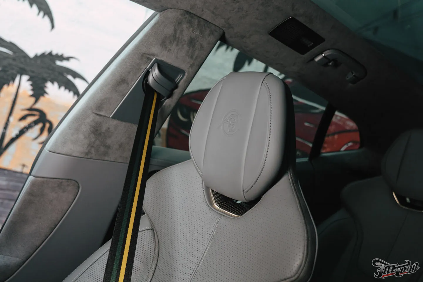 Обзор нового электрокроссовера Lotus Eletre R+, окрас бамперов и оклейка полиуретаном